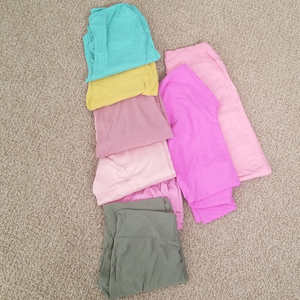 8 pairs of Lularoe Leggings